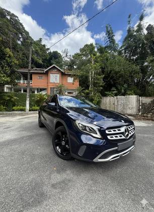 MERCEDES-BENZ GLA 200 1.6 CGI FLEX ADVANCE 7G-DCT